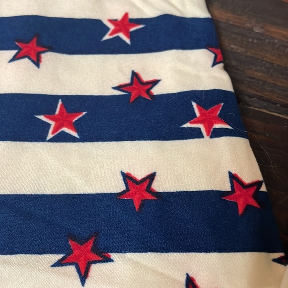 TC NWOT LuLaRoe Leggings G01 6365 - Picture 2 of 3